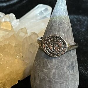 💖 Moon Signet Ring